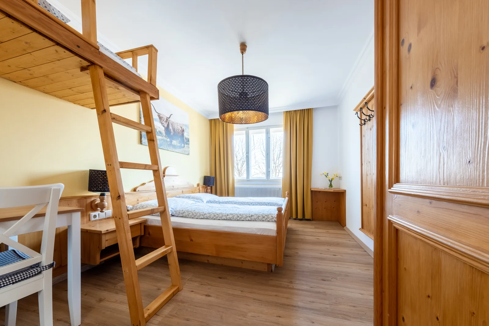 Zimmer 104